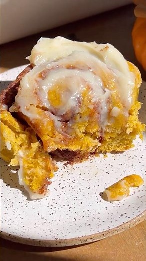Pumpkin Cinnamon Rolls!
