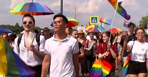 „Legea fricii” | Ungaria restrânge drepturile comunității LGBTQ printr-un amendament la Constituție