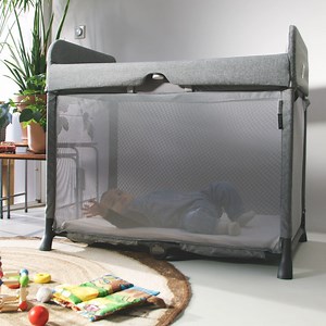 1.3K views | Le saviez-vous ? Le Bugaboo Stardust accompagne le sommeil de votre bébé dès la naissance grâce à son rehausseur à fermeture éclair qui se fixe en quelques secondes. Plus besoin de vous pencher pour récuperer votre petit dormeur, il sera toujours à portée de calins  #Bugaboo #BugabooStardust #litparapluie #confort #sommeil | Bugaboo | Facebook