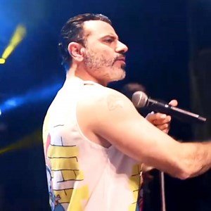 11 reactions | La musica dei QUEEN arriva al Parco Dora Live per una...