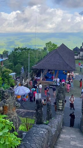 📍Lempuyang Temple Dear all Traveller, WELCOME TO BALI 💕 Anyone looking for private driver and transport in Bali?? ⬇️⬇️⬇️⬇️⬇️ HERE AVAILABLE AIRPORT TRANSFER WITH BEST RATES!!!!!! Im ready also for organised your a day tour in Bali Island. For those of you who have vacation plans, please join and explore Bali with us for make your holiday more memorable‼️‼️ with our professional, friendly driver service and very affordable prices 🚩 OUR SERVICE : 🔸 Airport Transfer 🔸 Full Day Tour 🔸 Half Day