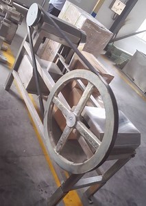 [Hot Item] Full Set of Rabbit Slaughtering Machine Line Rabbit Abattoir Equipment Farm Finished in Russia