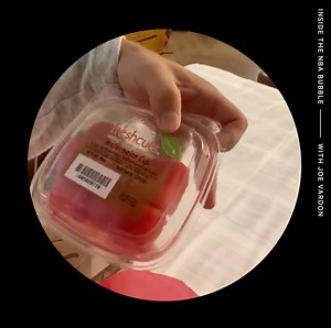 Vic Oladipo Vardon Veggie Burritos See how food is delivered within the #NBABubble in Day 3 of The Bubble Diaries with Joe Vardon! 🌯🍴 Read more from Disney World: theathletic.com/1929402/?source=fbhq | The Athletic