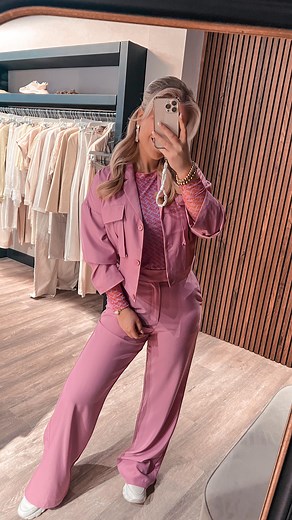 Love this new suit 💗 Kom gezellig langs in onze Boutique, we hebben zoveel nieuwe collecties! ☀️ | Wish Fashion Boutique