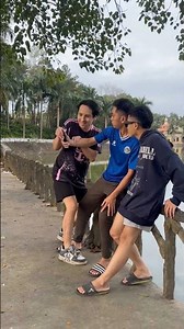 After all, Ronaldo still defended Messi. #kindness #ronaldo #messi