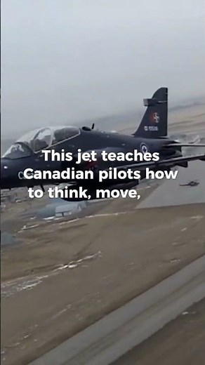 CT-155 Hawk Canadas fighter pilot trainer!🔥 #aviation #rcaf #aircraft #military #combataircraft