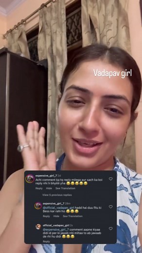 pradeep reshwal on Instagram: "Vada pav viral girl Chandrika Dikshit gehra 🍔🧋🍔🧋 . #streecfood #vadapav🍔 #foodlover #vadapavgirlindelhi #cookingvideos #yummy😋😋"