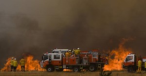 Beard fire near Queanbeyan downgraded to advice