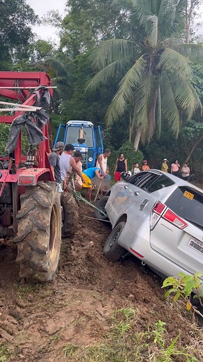 370K views · 5.6K reactions | Toyota Innova rescue @topfans #ToyotaInnova #rescue #ThankYouLord | Dodong farming vlog | Facebook