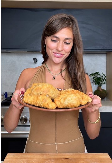 Authentic Argentine Empanadas Recipe and Ingredients