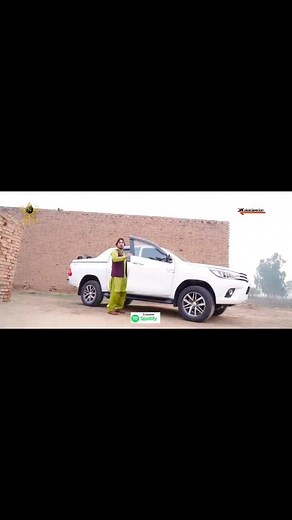 Singer Nemat Niazi on TikTok