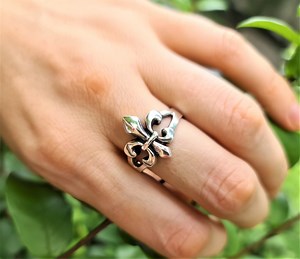 Fleur De Lis Royal Lily Ring STERLING SILVER 925 French Heraldry Lily Symbol of Royalty - Etsy