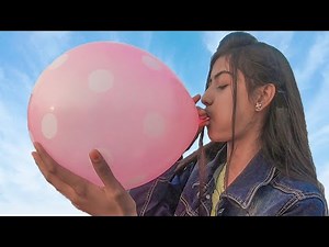 outdoor fun with Monty Balloon || Smart Girl Popping Balloons and learn colors for kids