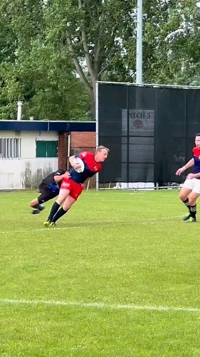 10K views · 72 reactions | What a pass @cocks_of_the_tiger #rugbypunk #rugbyunion #rugby #rugbyplayer | Rugby Punk | Facebook