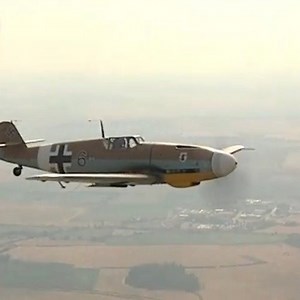 Beautiful footage of Messerschmitt Bf109 Black 6 video by @flyingmachinestv . . I've spent more than two decades filming aircraft but this was one of my favourite air to air sorties, shame she doesn't fly anymore. see more clips at www.FlyingMachinesTV.co.uk . . . #me109 #black6 #messerschmitt109 #warbirds #duxford | Warbird_Experience
