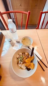 ผ่านบ่อยเลยแวะลองของบะหมี่แห้งต้มยำร้าน YUYU ตึกมณียาอร่อยมากกว่าที่คาดไว้ แนะนำครับ #ตะลอนกิน #ตะลอนทีวี #talongin #talontv | ตะลอนกิน