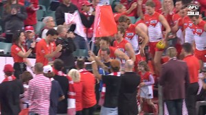 Warwick 'Wiz' Capper on the Wiz, a Hawks conundrum, and a Tiger trade latest. Sarah Olle, Josh Gabelich, and Nat Edwards have all the latest on Footy Feed, thanks to Telstra. | AFL