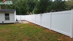 [Hot Item] PVC Fence Making Machine, PVC Yard Fencing, Durable Vinyl Fence