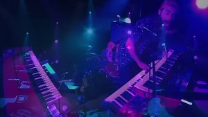 Mr Charlie told me... To make sure y’all get tix for Dogs Play Dead this Saturday night 🌹 A full set of dead tunes plus a ton of fun stuff from the TOF Nightclub gang. Raffles for signed prints and guitars, meet & greet and more! Jeremy Kaplan gettin nasty with the pitch bends on his Nord Keyboards🎹 We’ll catch ya on the stream Saturday night! Tix and info ➡️ tofproductions.com #DogPound🐶 | Dogs In A Pile