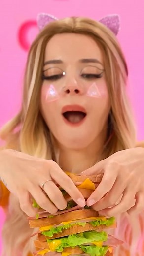 Sandwich Surprise Cockroach 😅 Edition! Funny Video #funny #comedy #funnyvideo #shorts #ratata #ratatashorts #funny #comedy #youtubeshorts #shortvideos #challenge #comedy #prank | Ratata