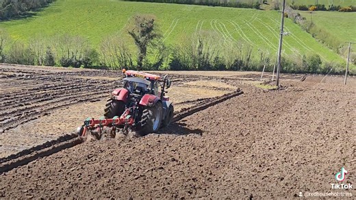 316K views · 1.9K reactions | Sunday ploughing for spring barley after a coat of slurry yesterday | Redhouse Holsteins / Redhouse Genetic Solutions | Facebook