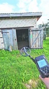 My mind is racing People collected potatoes and I found a treasure of the USSR in them #interesting #astounded #Found #strang #Amzaing #gold | Emily Blunt Fans