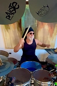 INSANE IN THE MEMBRANE Cypress Hill DrumcraftRemo Inc.Vic FirthPaiste CymbalssE ElectronicsVK Drums #drums #miketerrana #drumlife #vicfirth #iwontstopthemusic #remopercusssion #trickdrums #teamremo #paiste #seelectronics #video #videooftheday #drumcover #drumlife #trickpedals #skygeldamperpad #drummer #drumcraft #bethepulse #drumcraftdrums #cypresshill #insane #insaneinthemembrane #rap #rapmusic | Mike Terrana