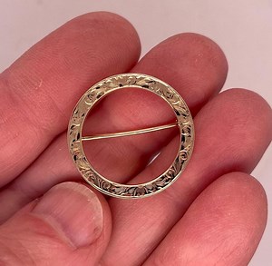 Vintage 14k Circle Pin - Etsy Canada