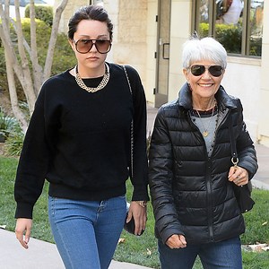 Amanda Bynes' Mother Breaks Her Silence After Actress Accuses Her Father of Sexual Abuse