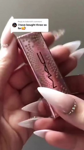 MAC Bubbles and Bows Pearlescent Lip Balm Review