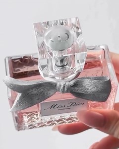 Miss Dior : le parfum pour femme aux fleurs par milliers. #MissDior #missdiorparfum #passionbeaute #passionbeautè | Passion Beauté Madagascar