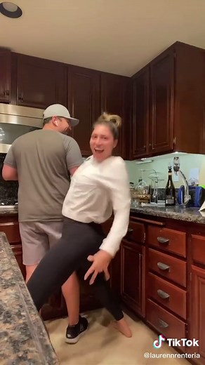 Big Booty Spank Dance: Hilarious Moves to Watch