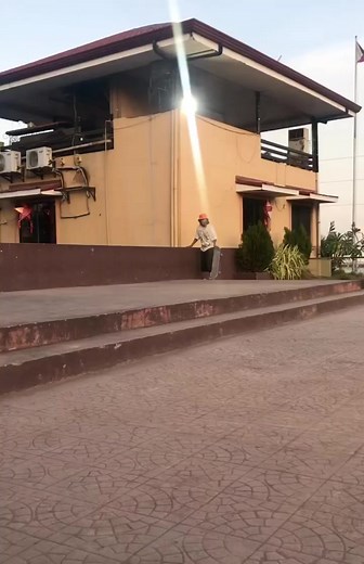 Ray Vincent Aquino and Jemath Sin Back to Back Kickflip 🤳Emagz Luste #skatescenephilippines #skatescenephreels | Skate Scene Philippines