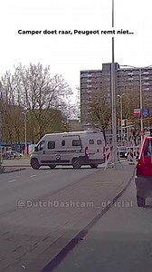 18K views · 1K reactions | ✅️ Zelf ook een video? Deel hem!  Gebruik het formulier op onze website, link in bio @dutchdashcam_official Volg ons voor meer dagelijkse dashcam content uit Nederland! #dutchdashcam #dashcam #camper #peugeot #denhaag #hoedan #fail #opletten #watdoejenou | Dutch Dashcam | Facebook