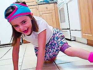UNDERWEAR HEAD DANCE!