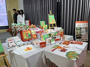 "Sắc khí Lạc Việt": Sinh viên FPT Polytechnic "thổi hồn" vào dự án thiết kế tôn vinh bản sắc dân tộc - Cao Đẳng FPT Polytechnic