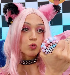 A DIY anti-stress toy made from a balloon and toothpaste! 🎈 | 123 GO