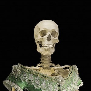 Deadly Victorian fashions