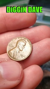 My YouTube Channel - https://bit.ly/3Lg7Vrk $25 Penny Box Hunt! #diggindave #coincollecting #reels #coins #coin #money #pennies #coinrollhunting | Diggin Dave