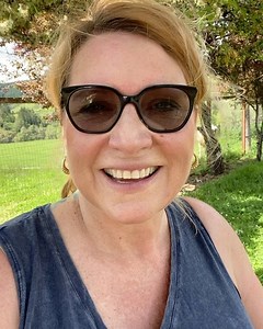 Hi there it’s Delilah,Join me live on Facebook at 3:30 pst, 6:30 est. see you soon! | Delilah