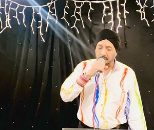 6.7K views · 32 reactions | Aye mere dil kahin aur chal. Singer (Talat Mehmood) #TalatMahmood #viralvideochallenge #viralshortsreels #viralreelsシ #viral #instagram #DilipKumar | Manjit Komal | Facebook