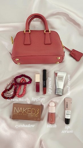 Shoppers Drug Mart Beauty on Instagram: "What’s in our bag: holiday edition! 💁‍♀️👜🎄 These are our new go-tos for on-the-go touch-ups that we gifted ourselves for the holidays. 🎁 What new beauties did you get? ✨ In case of hair emergencies: @slipsilkpillowcase Skinny Scrunchies ✨ The perfect dusty rose nude lippie: @narsissist Shine On Mini Dolce Vita Lip Duo ✨ Hand cream because we be washing our hands a lot: @lauramercier Party of Three Hand Cream Set ✨ Eyeshadow palette to change our look