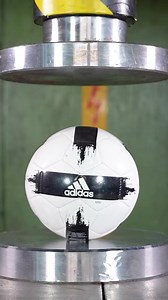 125K views · 299 reactions | Soccer ball vs. 150 tons of Hydraulic crushing 朗拾 #asmr #hydraulicpress #crush #satisfying | Hydraulic Press ASMR | Facebook