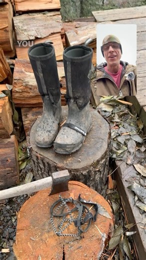 King of the Homestead Chore Boots? 🤝🛠 • On today’s episode we unbox a really cool design evolution in the wet weather / winter homestead chore boot category.. I’ve gone through 2 pairs of Mucks and a pair of blown out YakTrax in the past 2.5 years and I’m excited to try something new! These @korkersfootwear Neo Artics are a cool design that incorporates switchable traction soles (some with steel cleats) into the boot design. I’ll let you guys know how these hold up over this winter. 🥶 • It’s 