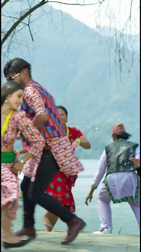 Jham maya baglung ko basaima🥰❤️🥰 #gitadhungana #reel | पुराना कुरा