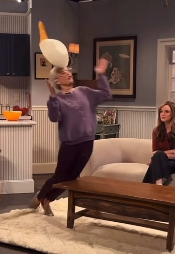 Amy Poehler's Hilarious Cheese Dip Moment on SNL