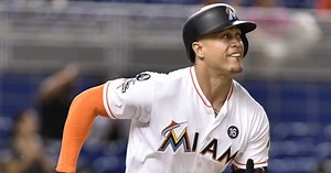 Report: Red Sox and Marlins "heating up" over Giancarlo Stanton trade