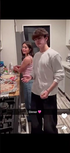 Ria makes pizza 🍕!! #ria
