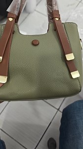 Beautiful bucket bag 👜💃 For details dm us on 9315110978 #packingorders #reelschallenge #purse #handbags #facebookpost | Aptics7