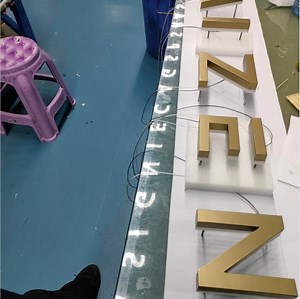 [Hot Item] Custom Metal Back Lit Halo Signage for Outdoor Advertising